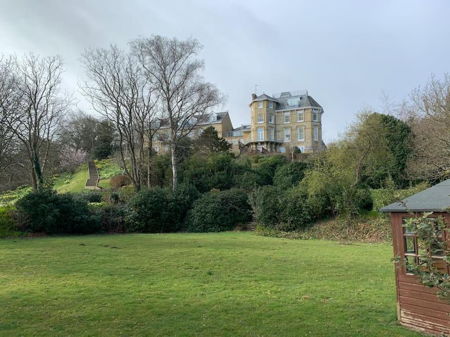 1 Bed Apartment - Sea View Shanklin Luaran gambar