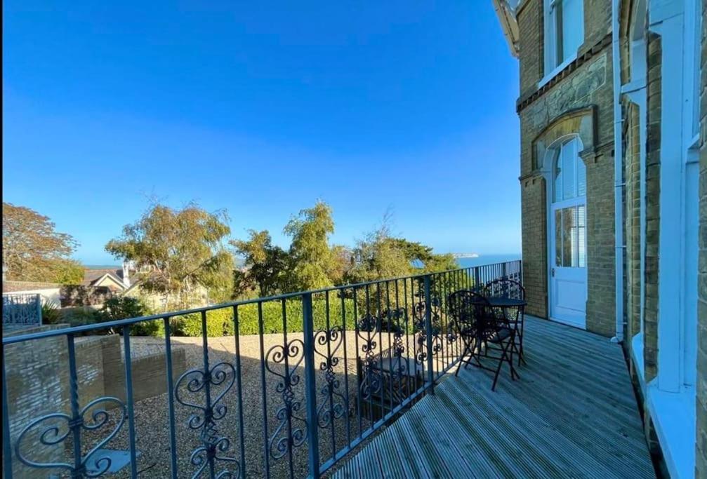 1 Bed Apartment - Sea View Shanklin Luaran gambar
